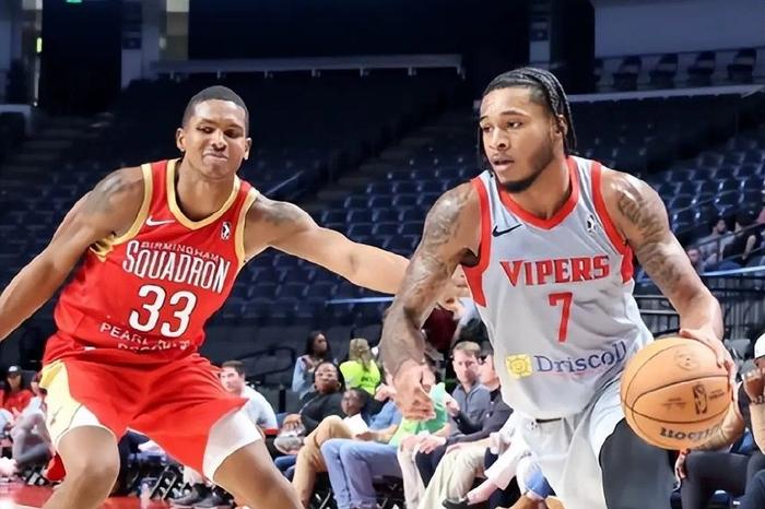 再见白魔!火箭签2米03前锋,清理2将力邀利拉德