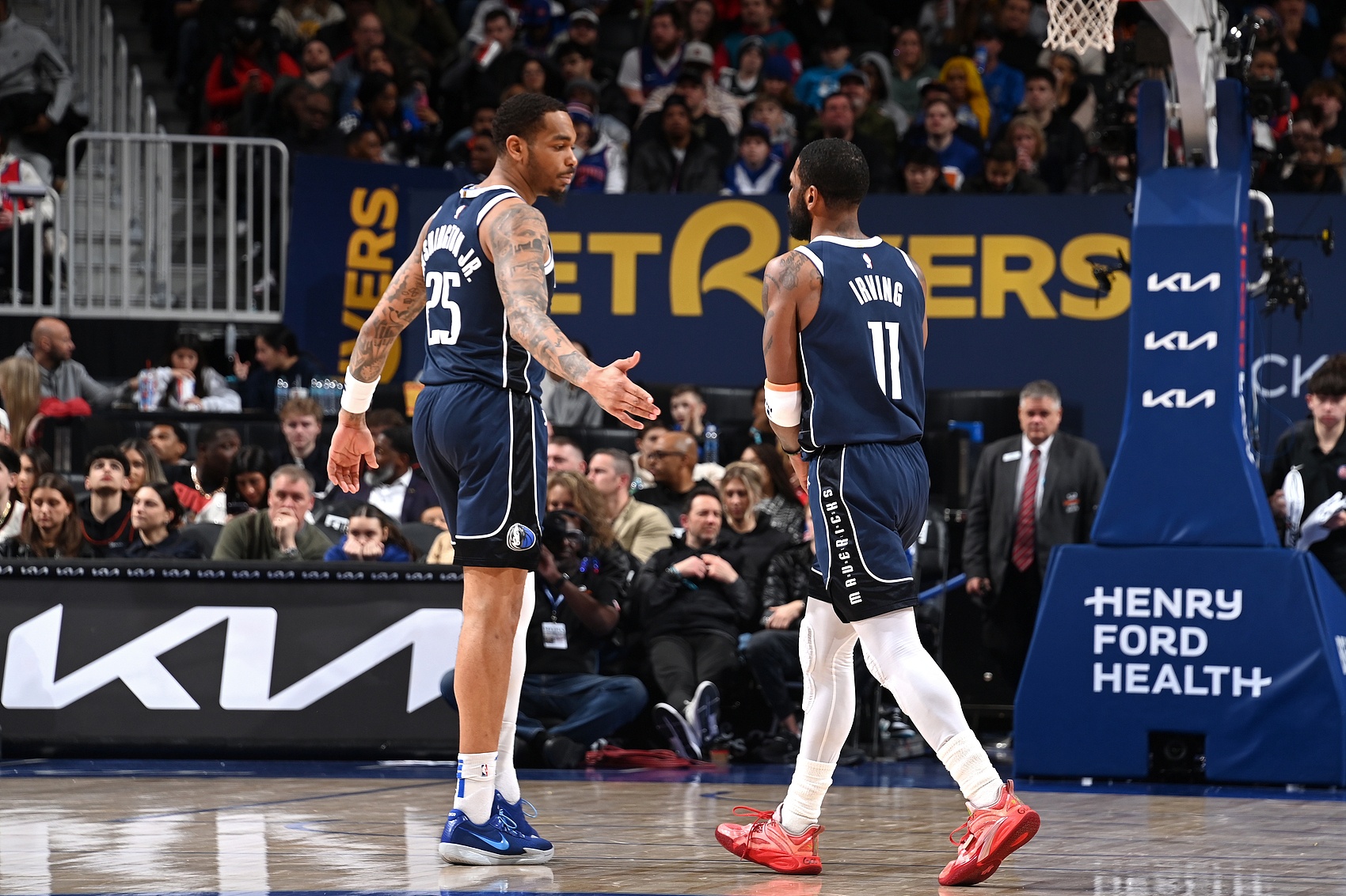 NBA彩经:火箭难胜独行侠 步行者力克湖人 勇士擒公牛 掘金胜太阳