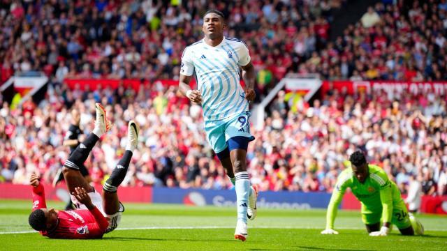 开云体育下载入口-林良锋：曼联赢得侥幸，反败为胜带来更多担忧