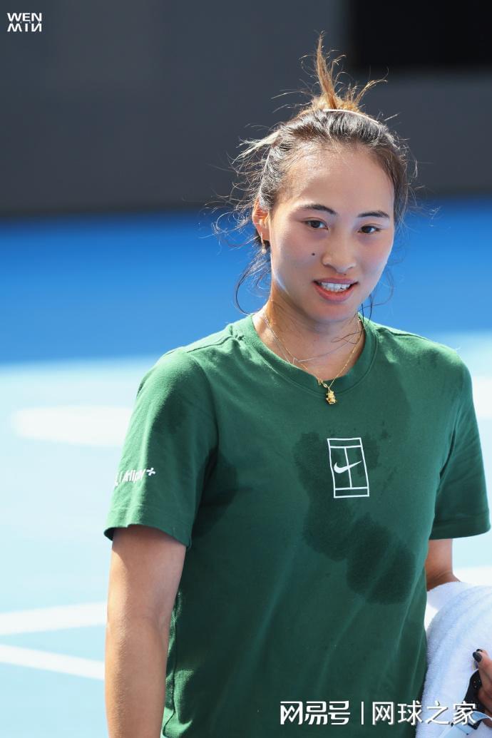 开云体育下载网址-顶尖球员多退赛，郑钦文迎复出良机？