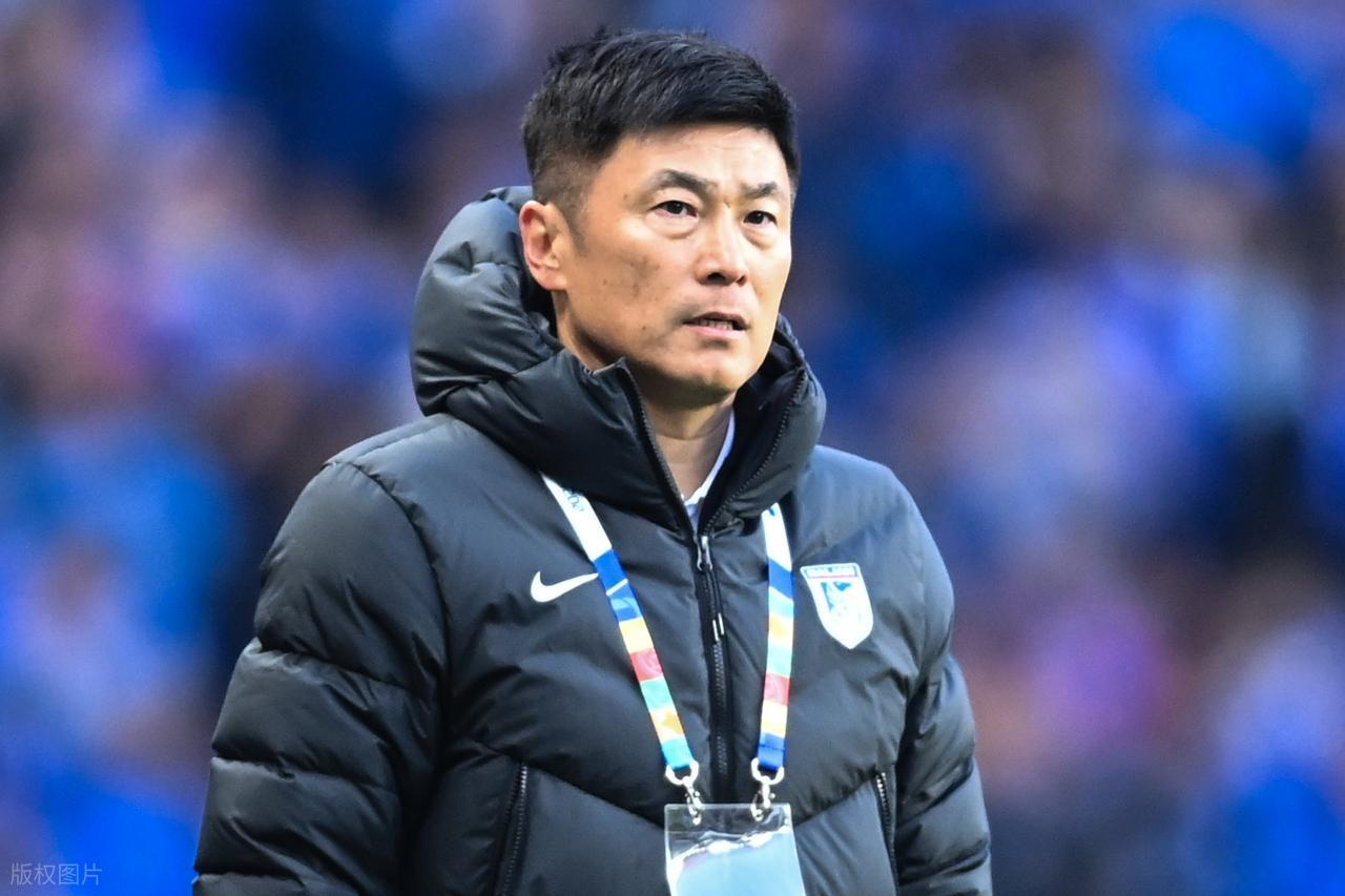 开云体育下载网页版-中超第二轮最差阵容出炉！拉唐领衔，红黄牌扎堆，李金羽意外上榜