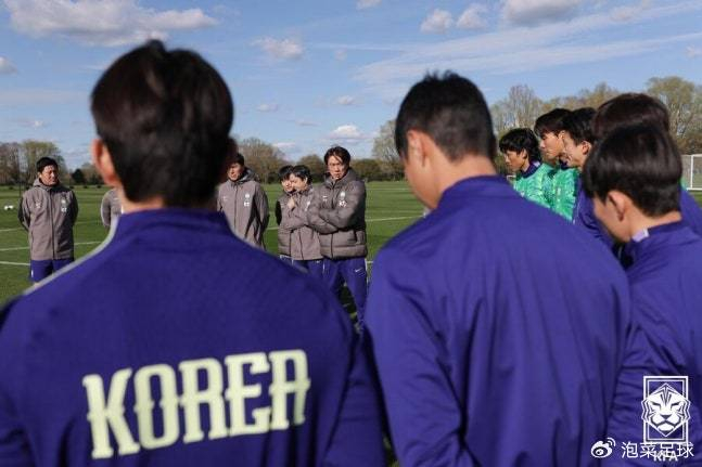 开云体育下载官网-韩足晚报(26.4.8)——破球荒!孙兴慜终结2个月不进球记录|金玟哉|美加墨世界杯|皇家马德里|奥兰多城|洪明甫_新浪体育_新浪新闻